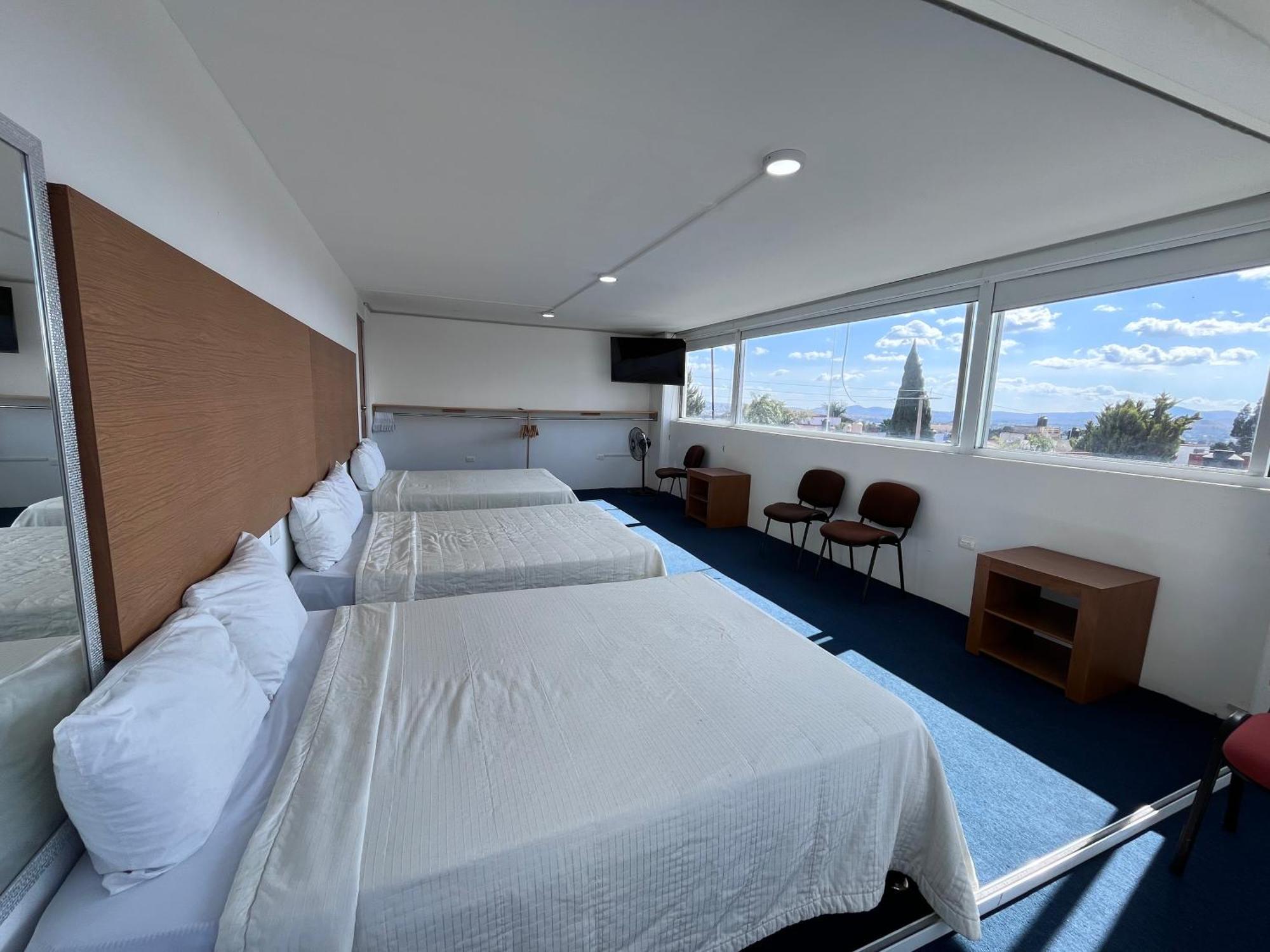 Puebla Inn Express ภายนอก รูปภาพ